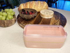 https://goodsthatgive.com.au/cdn/shop/products/Wheat-straw-lunchbox-bento-7_medium.jpg?v=1669352716